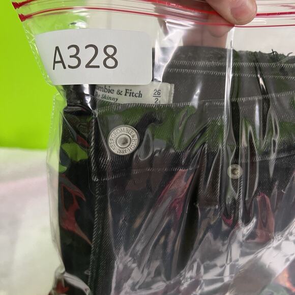 Abercrombie & Fitch Woman Jeans Middle Seam High Rise Split Ankle Sz 2 S 25x28.5 - Picture 10 of 10